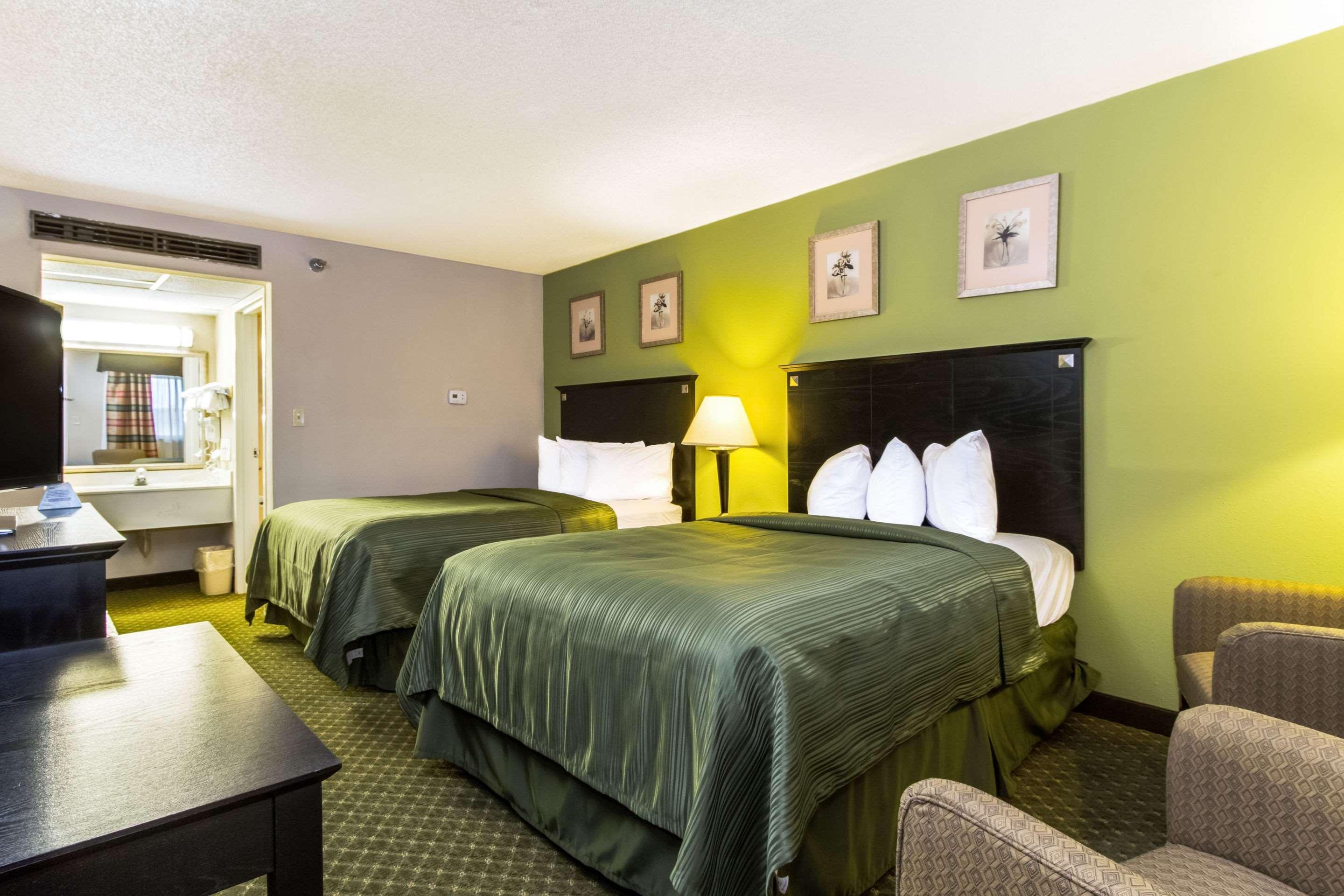 Quality Inn & Suites Moline - Quad Cities Dış mekan fotoğraf