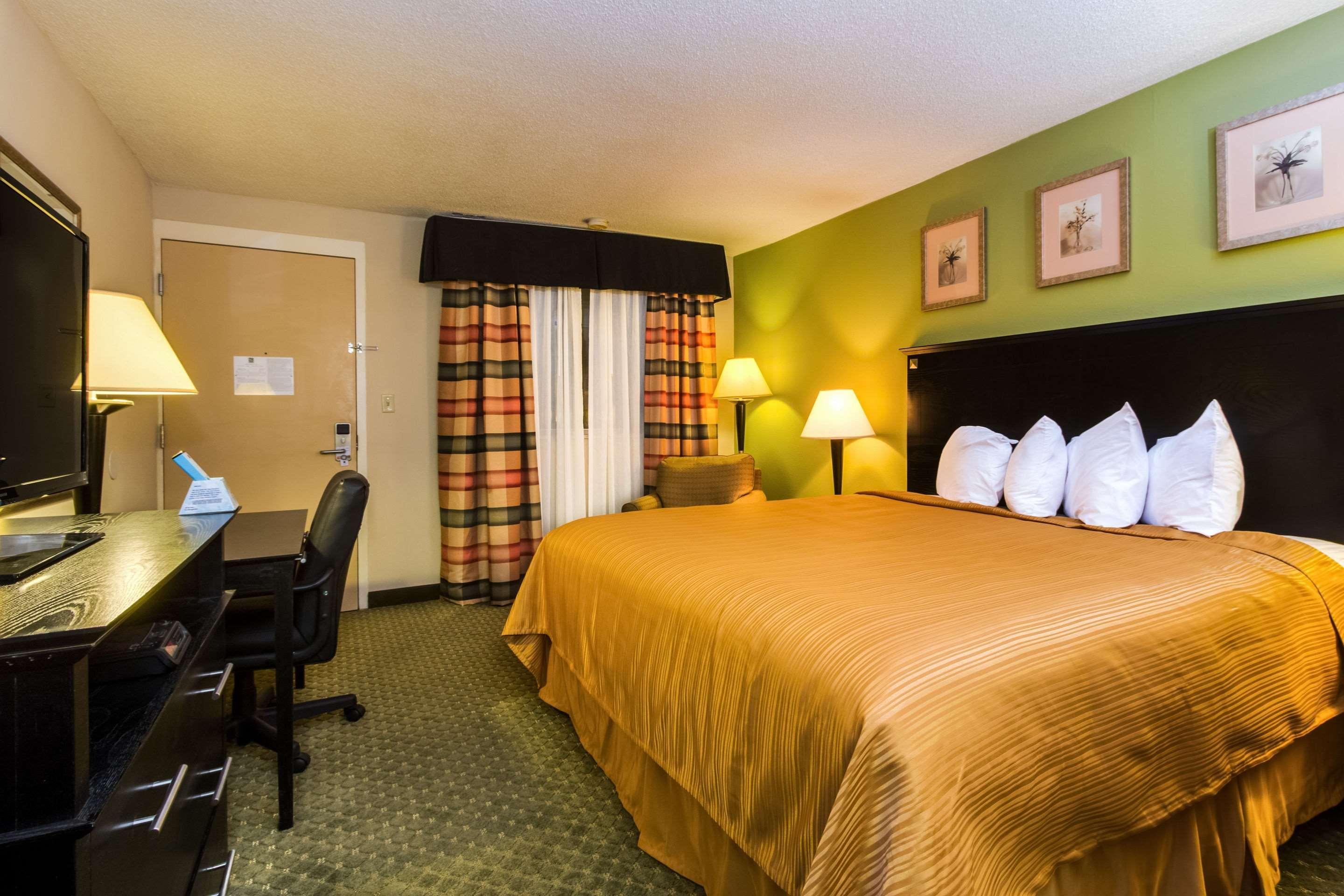 Quality Inn & Suites Moline - Quad Cities Dış mekan fotoğraf