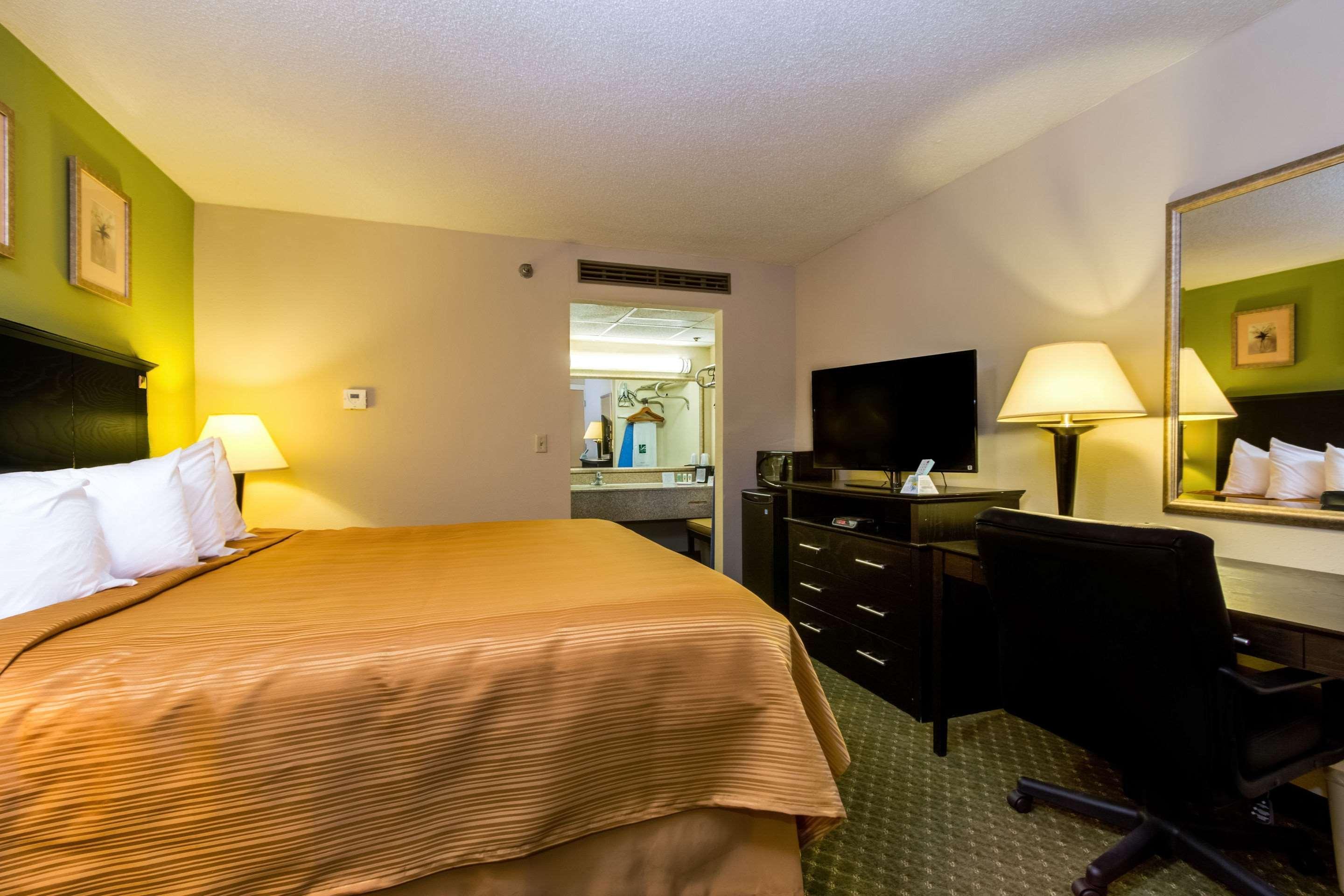 Quality Inn & Suites Moline - Quad Cities Dış mekan fotoğraf